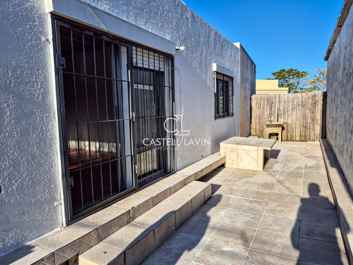 Casa ID.302 - Venta Casa 5 Dormitorios Barrio Rivera Maldonado 