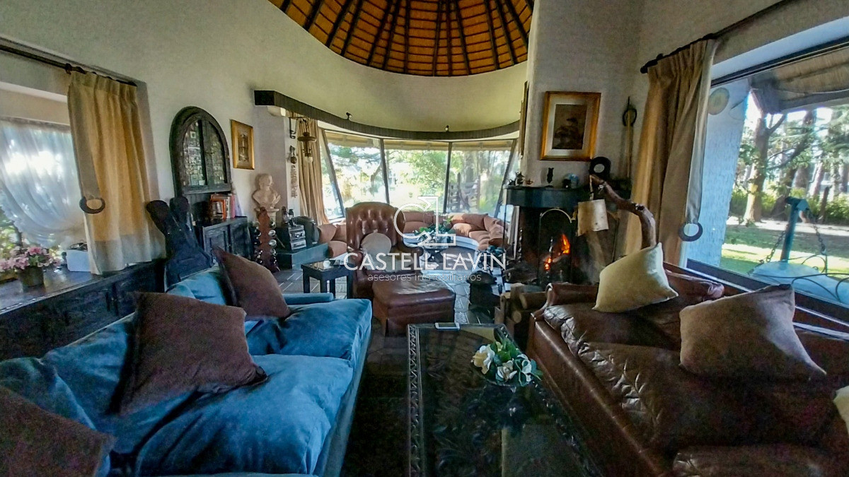 Casa ID.812 - Alquiler Temporal Casa 4 Dormitorios con Piscina Climatizada San Rafael Punta del Este