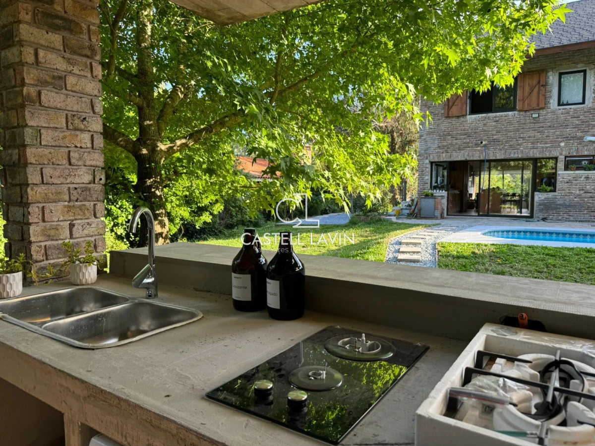 Casa ID.150 - Alquiler Temporal Casa 3 Dormitorios con Piscina Pinares Punta del Este 