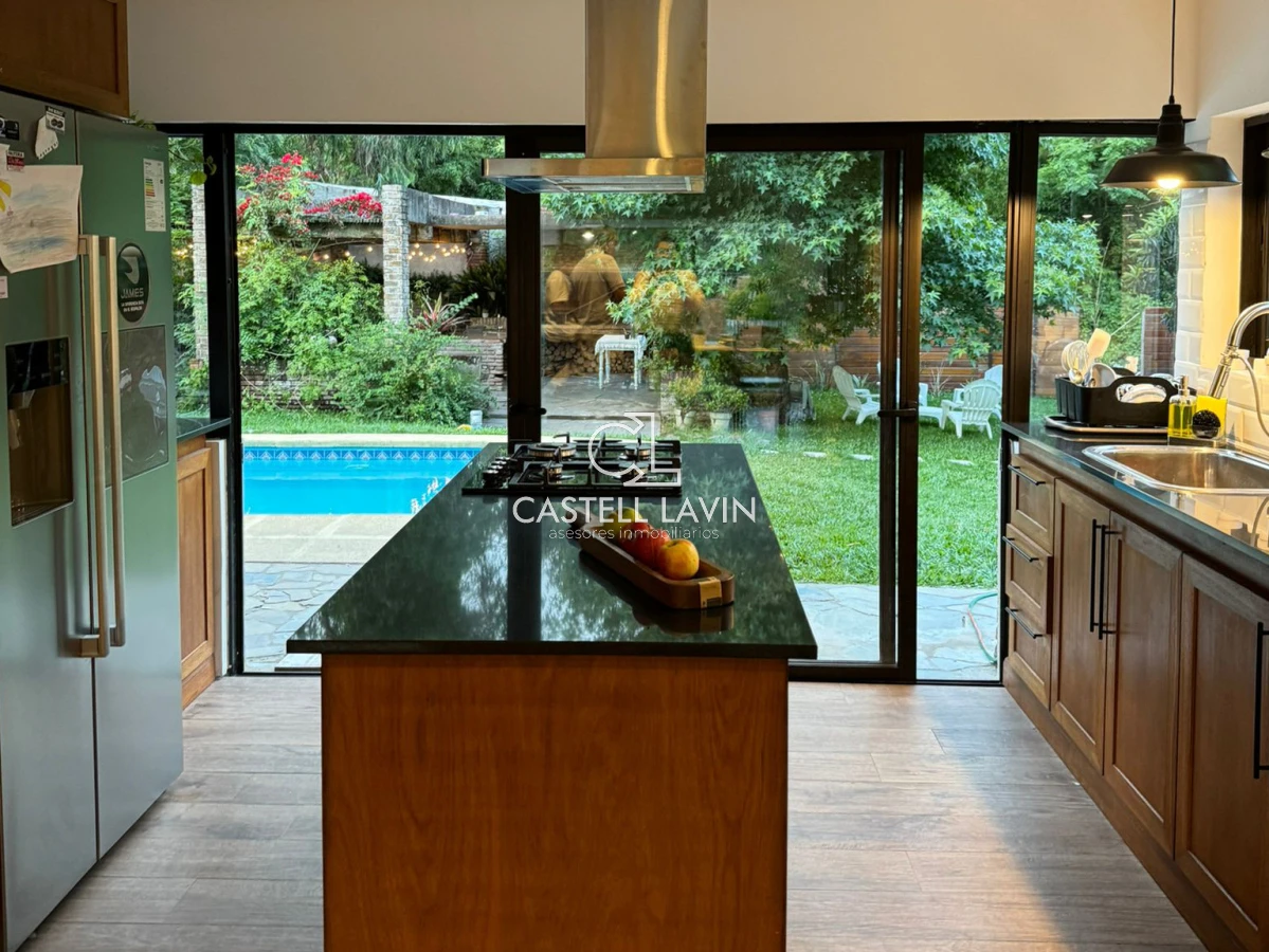 Casa ID.150 - Alquiler Temporal Casa 3 Dormitorios con Piscina Pinares Punta del Este 