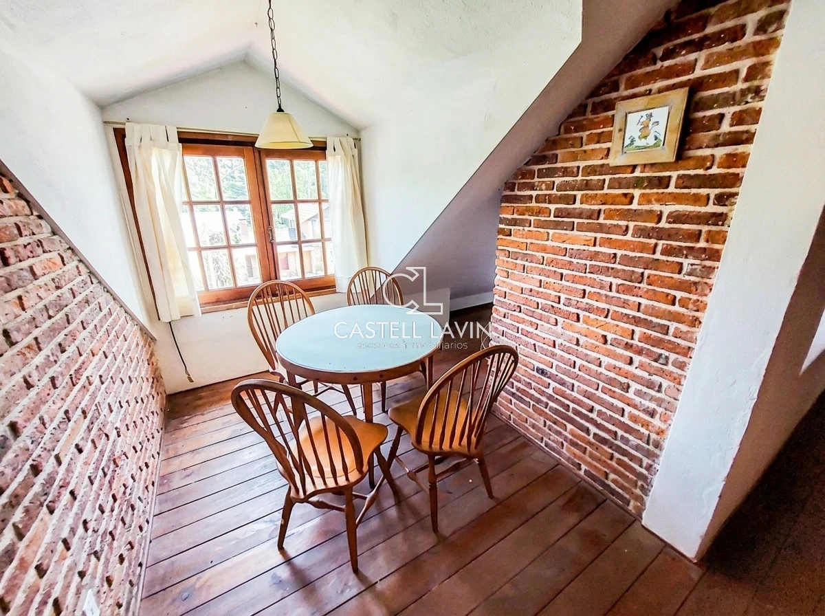Casa ID.102 - Alquiler Anual Casa 4 Dormitorios Playa Mansa Punta del Este
