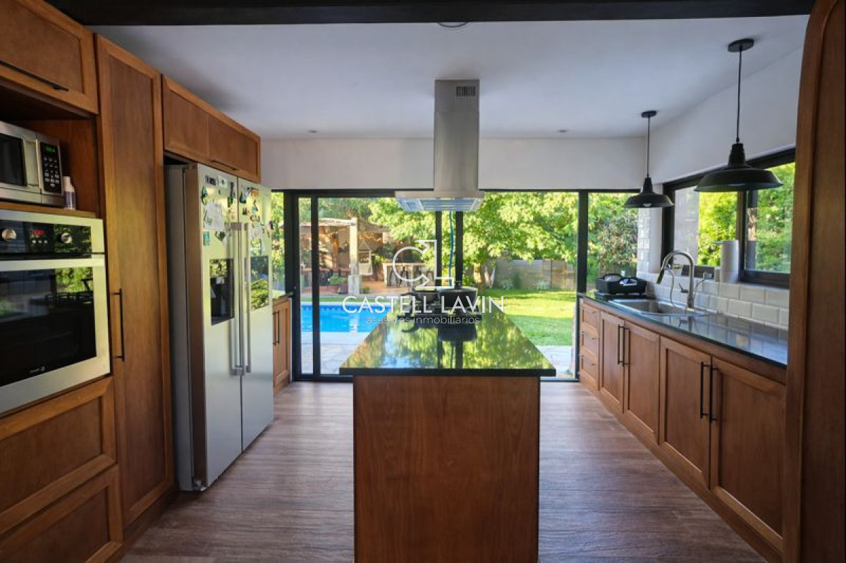 Casa ID.150 - Alquiler Temporal Casa 3 Dormitorios con Piscina Pinares Punta del Este 