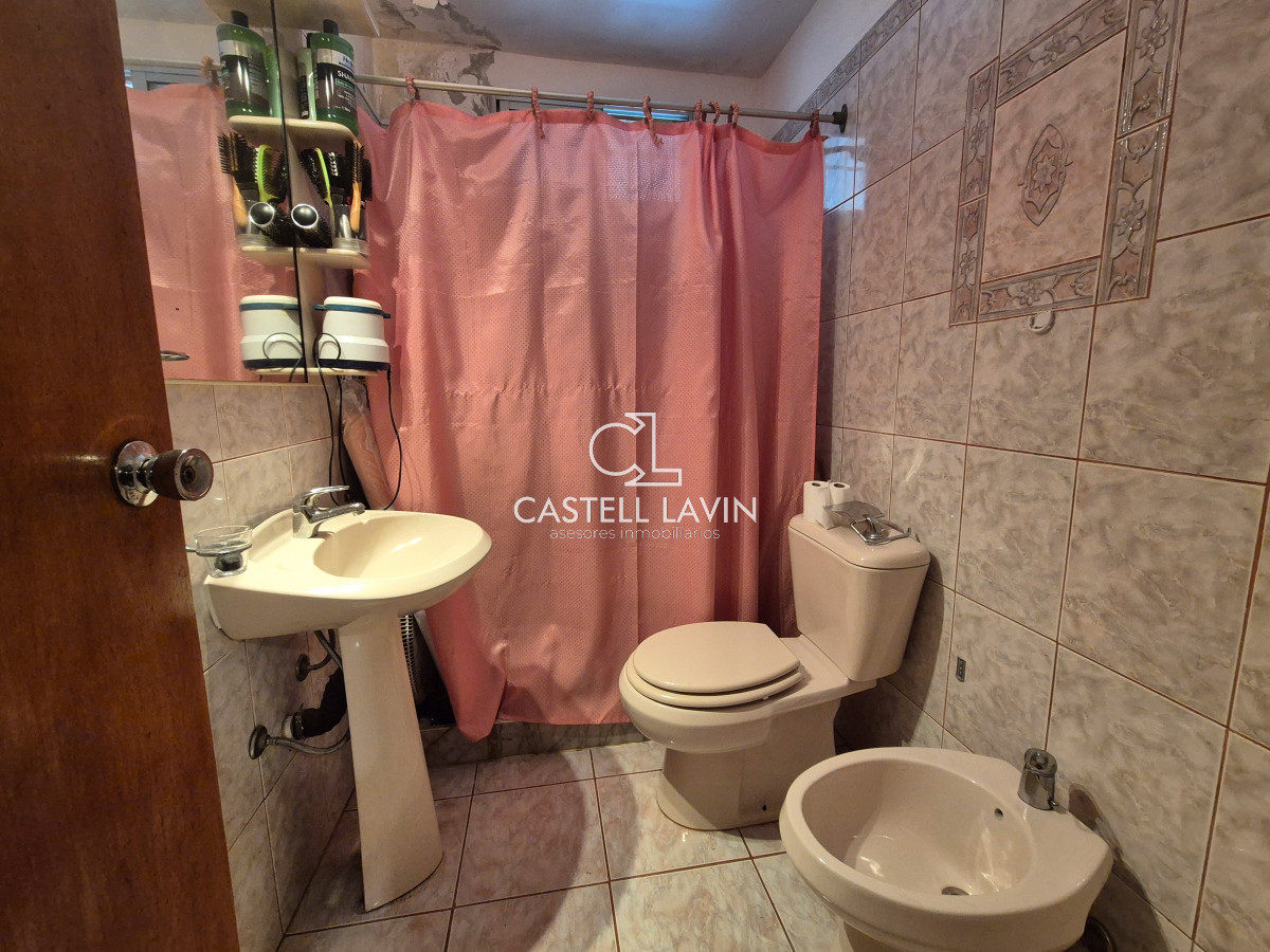 Casa ID.302 - Venta Casa 5 Dormitorios Barrio Rivera Maldonado 