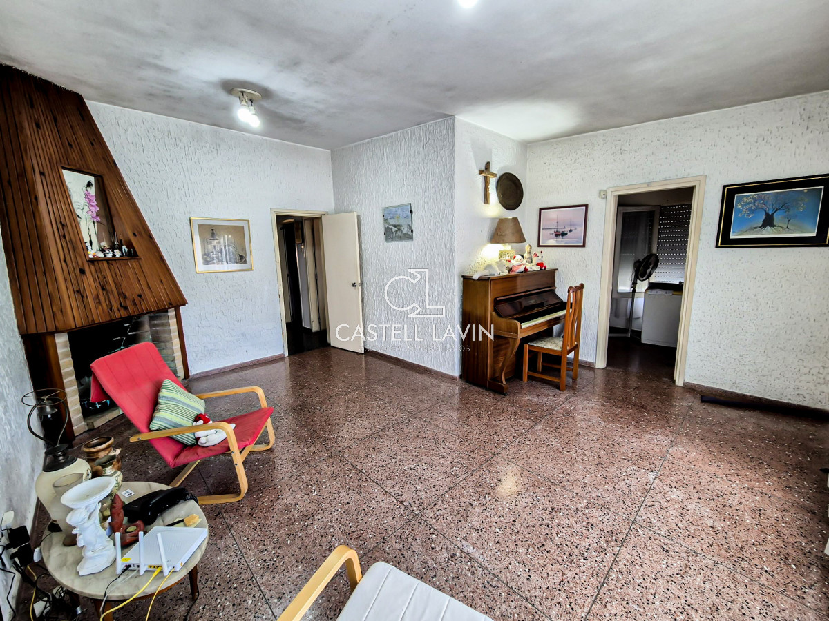 Casa ID.49 - Venta Casa con Piscina Climatizada Centro San Carlos