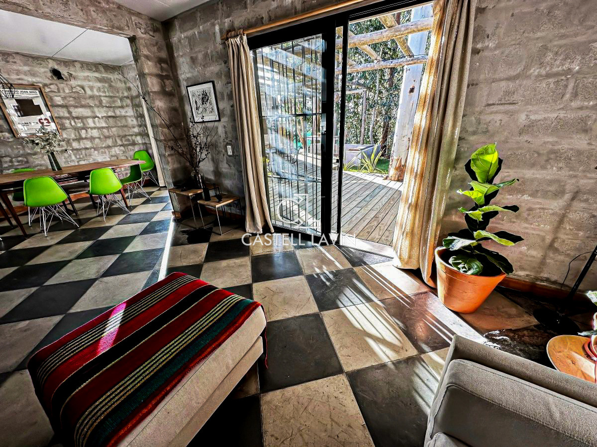 Casa ID.110 - Venta Casa 3 Dormitorios Pinares Punta del Este 