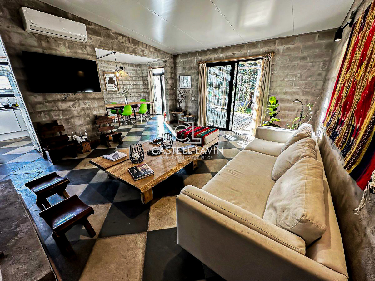 Casa ID.110 - Venta Casa 3 Dormitorios Pinares Punta del Este 