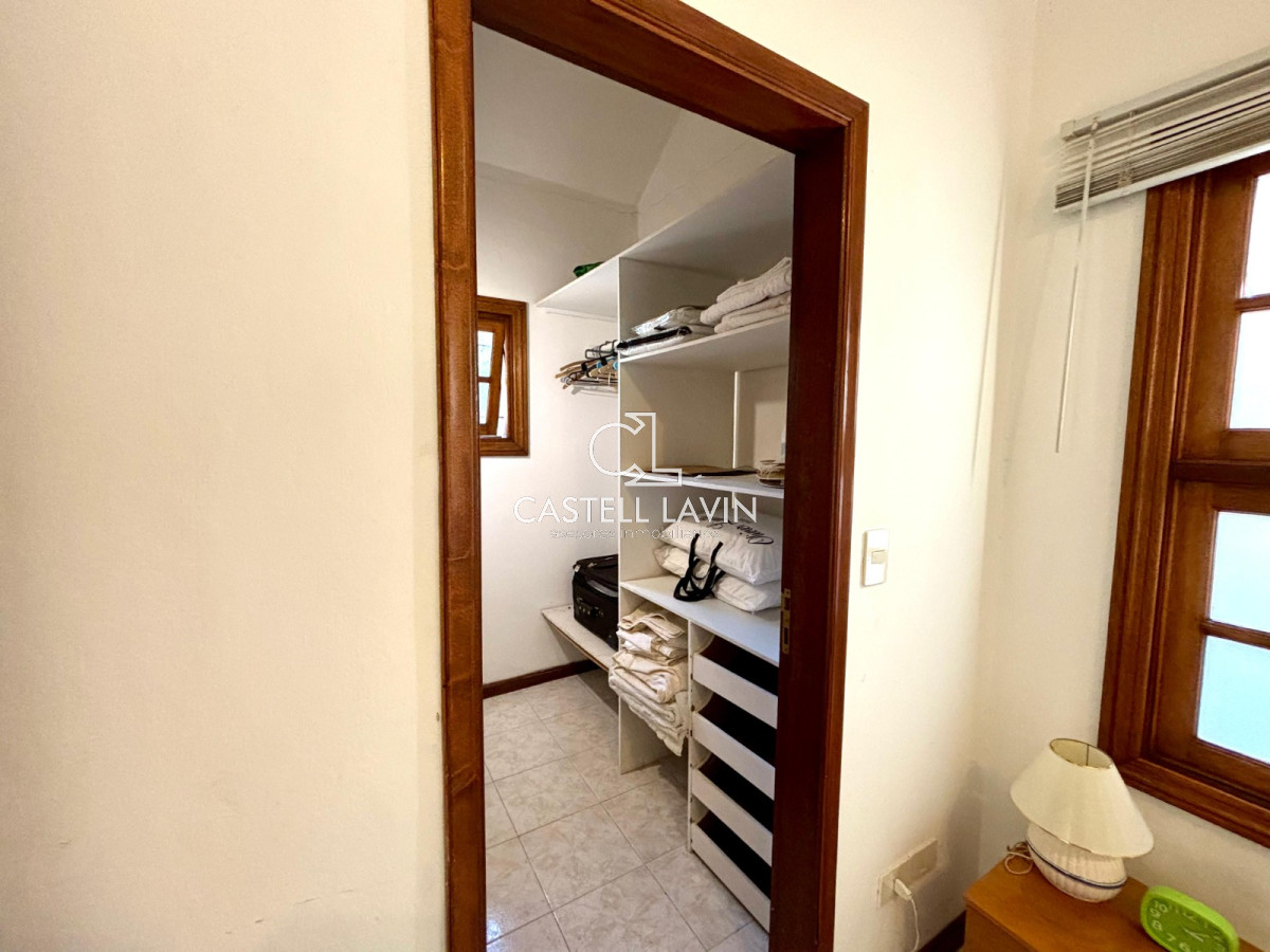 Casa ID.85 - Alquiler Temporal Casa 3 Dormitorios con Piscina Cantegril Punta del Este 