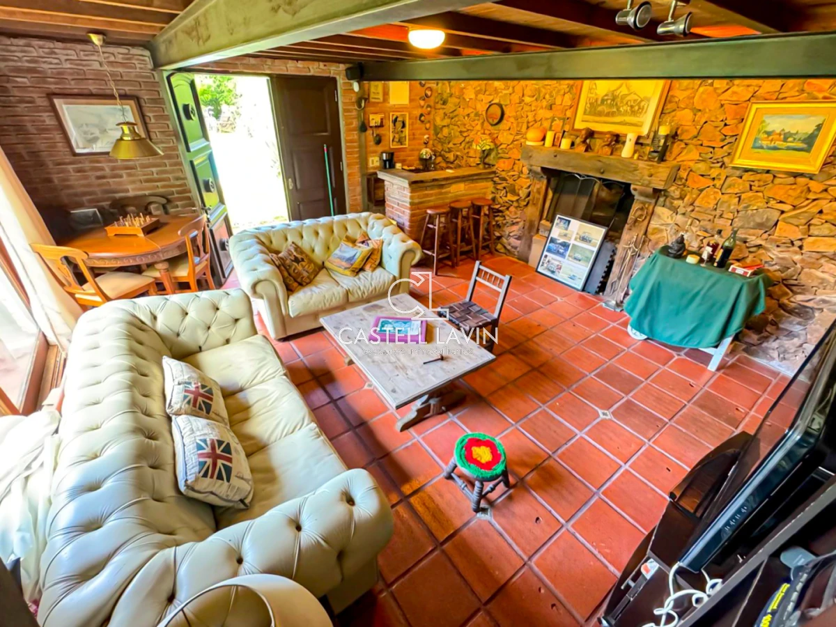 Casa ID.888 - Alquiler Temporal Casa 4 Dormitorios Cantegril Punta del Este