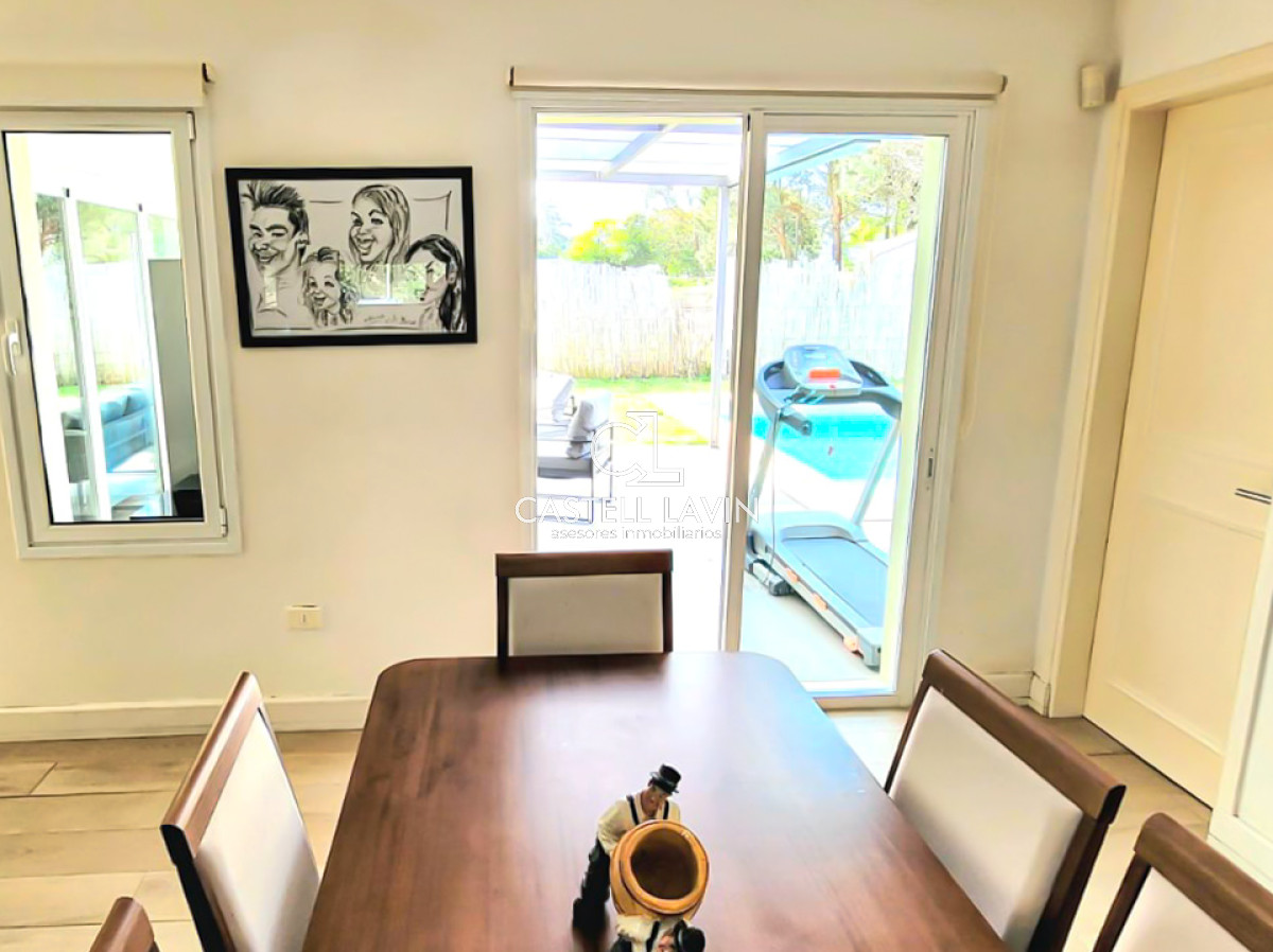 Casa ID.723 - Venta Casa 4 Dormitorios con piscina Marly Punta del Este