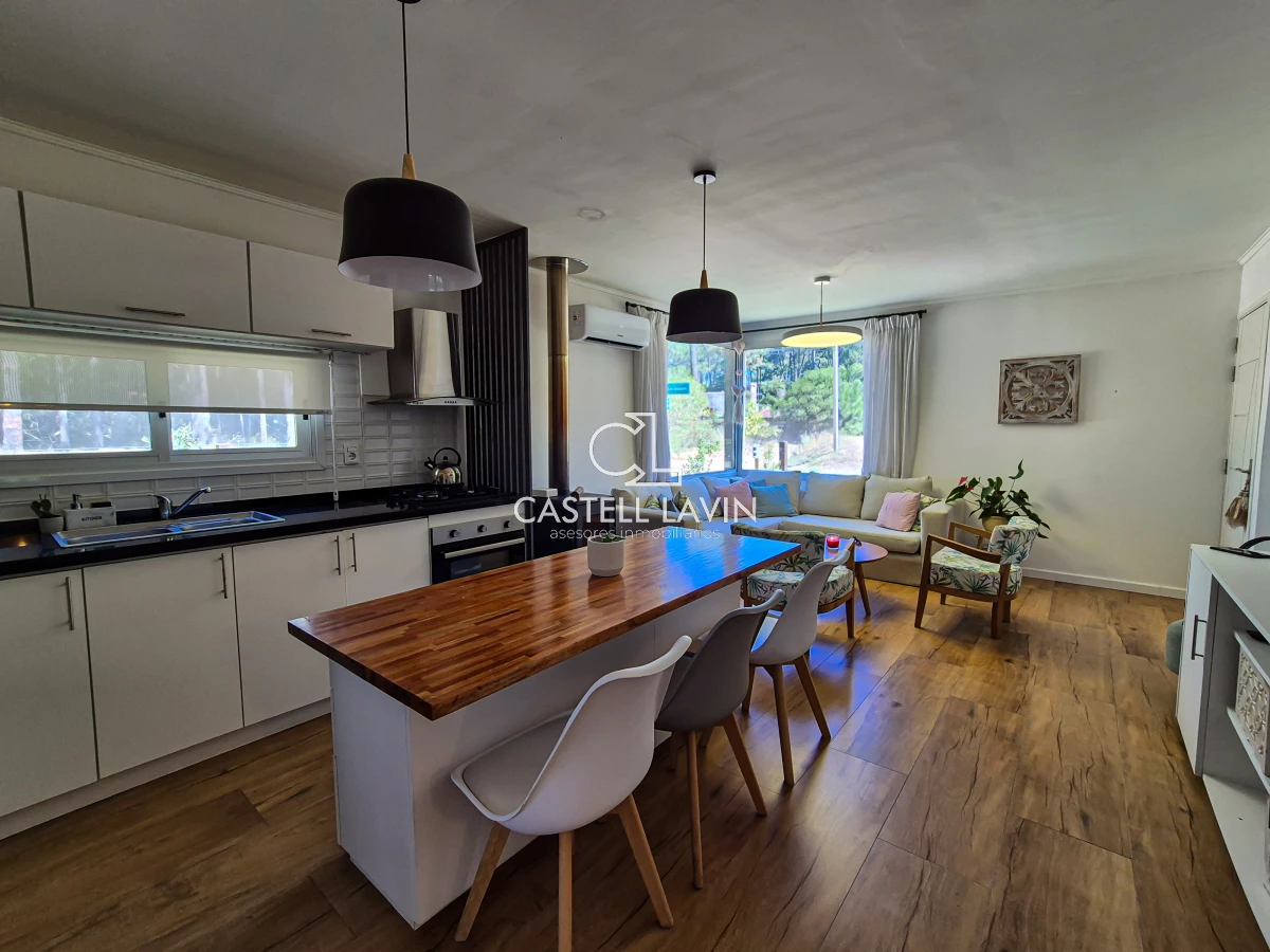 Casa ID.272 - Alquiler Temporal Casa 3 Dormitorios Burnett Punta del Este