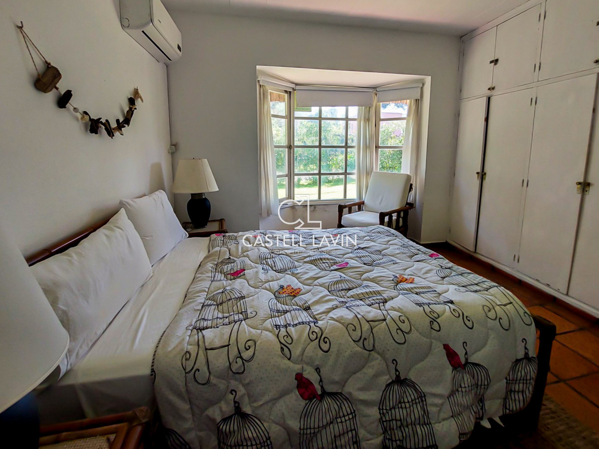 Casa ID.128 - Venta Casa 3 Dormitorios con Piscina Rincón del Indio Punta del Este