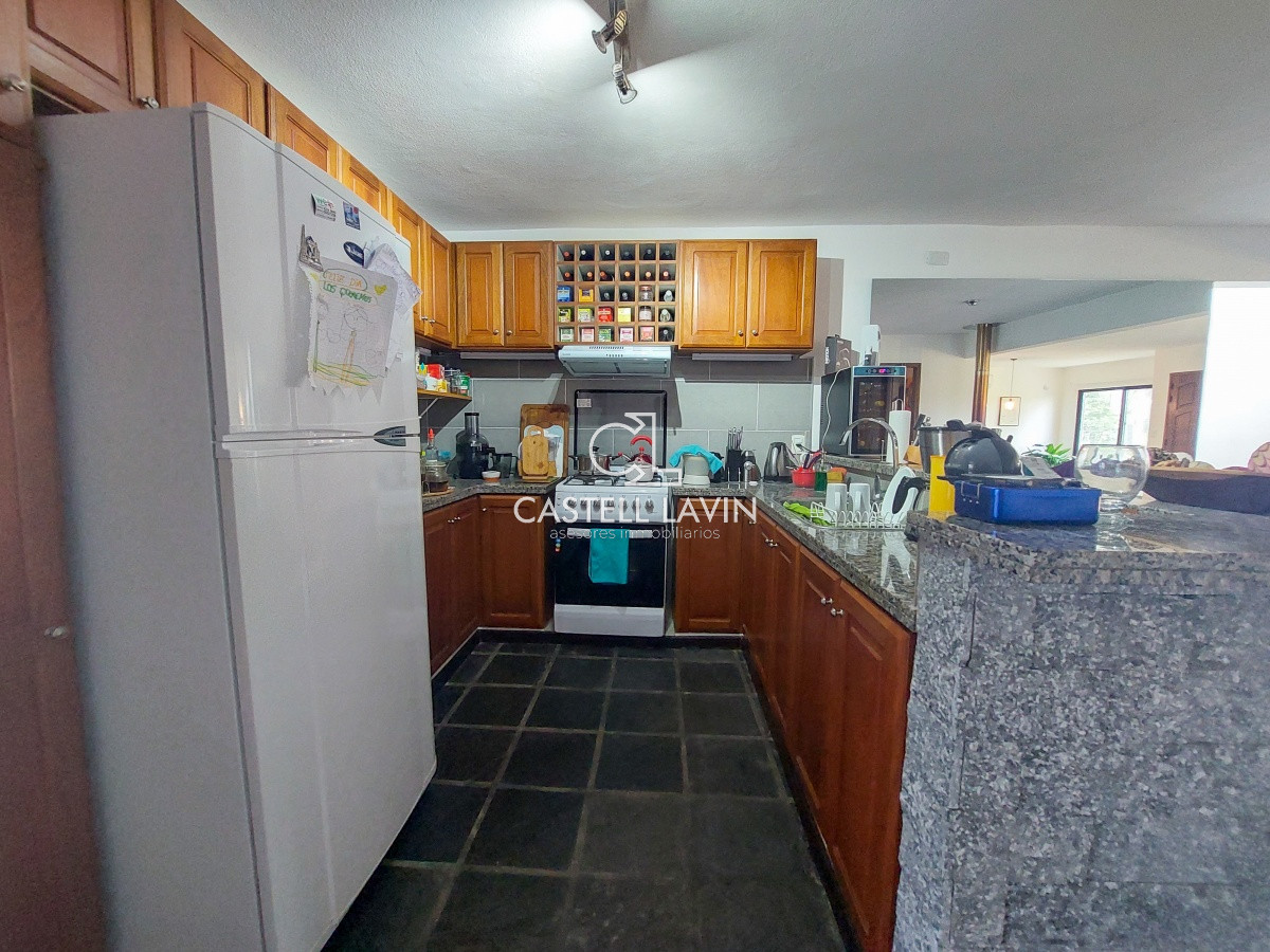 Casa ID.5 - Venta Casa 3 Dormitorios A pasos del Mar Sauce de Portezuelo 