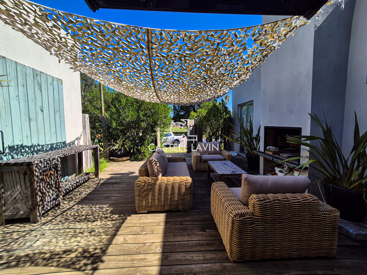 Casa ID.370 - Alquiler Anual Casa 3 Dormitorios Barrio Privado La Residence Punta del Este 