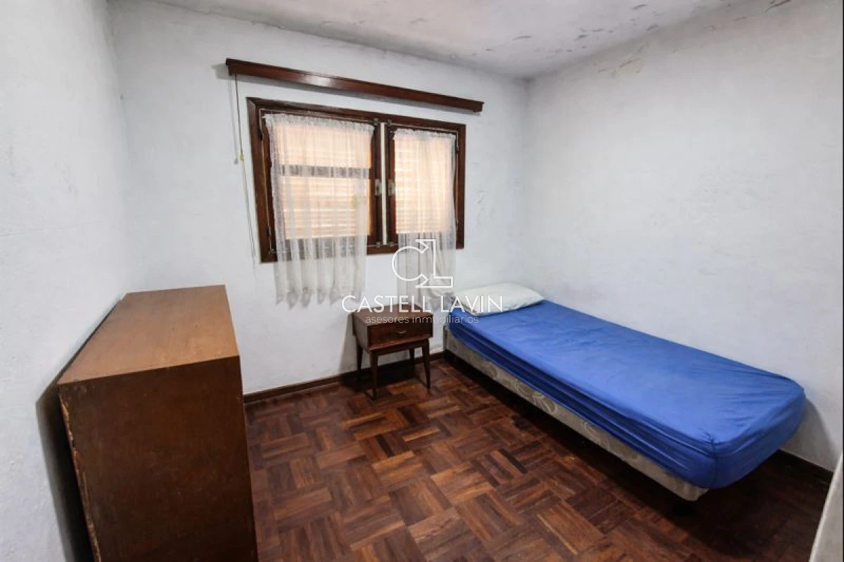 Casa ID.945 - Venta Casa 2 Dormitorios y Local Comercial pleno Centro Maldonado