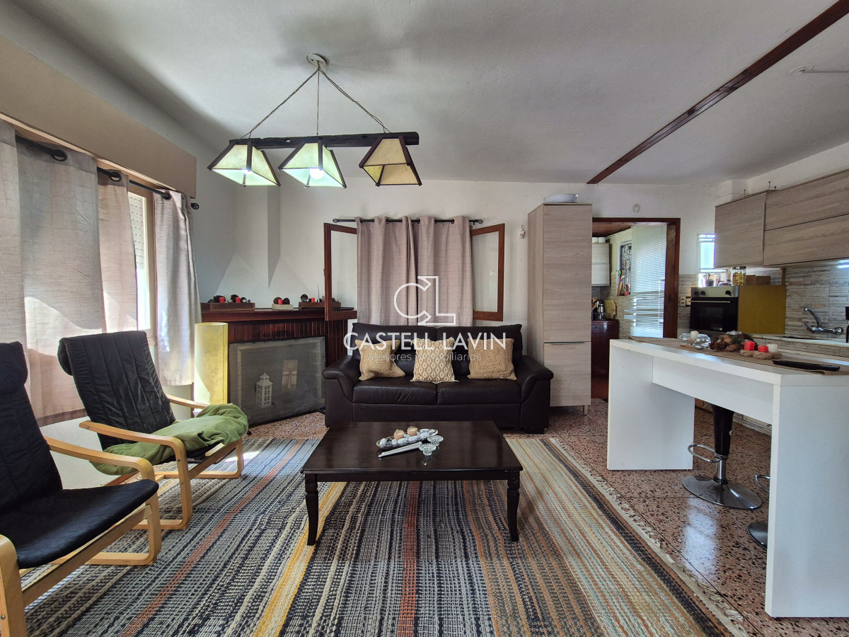 Casa ID.302 - Venta Casa 5 Dormitorios Barrio Rivera Maldonado 