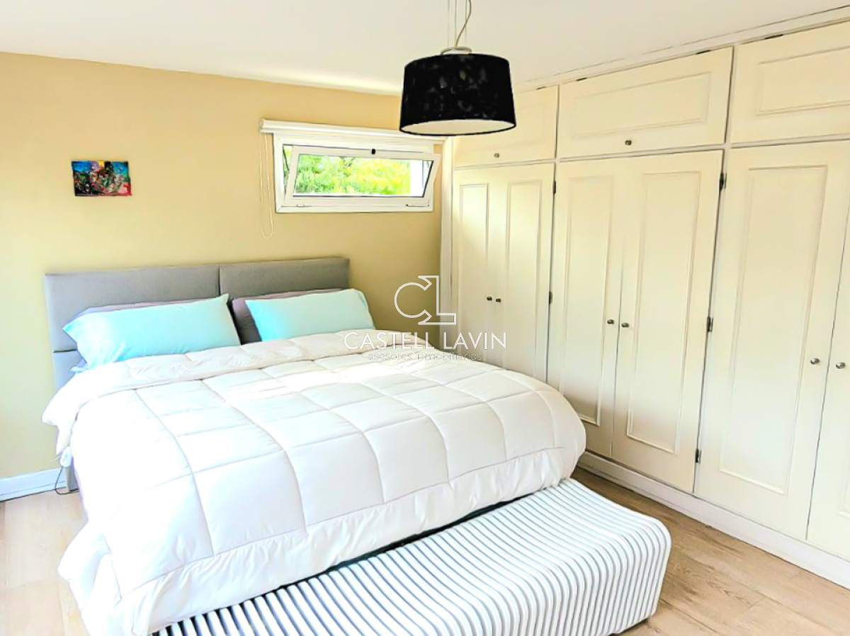 Casa ID.723 - Venta Casa 4 Dormitorios con piscina Marly Punta del Este