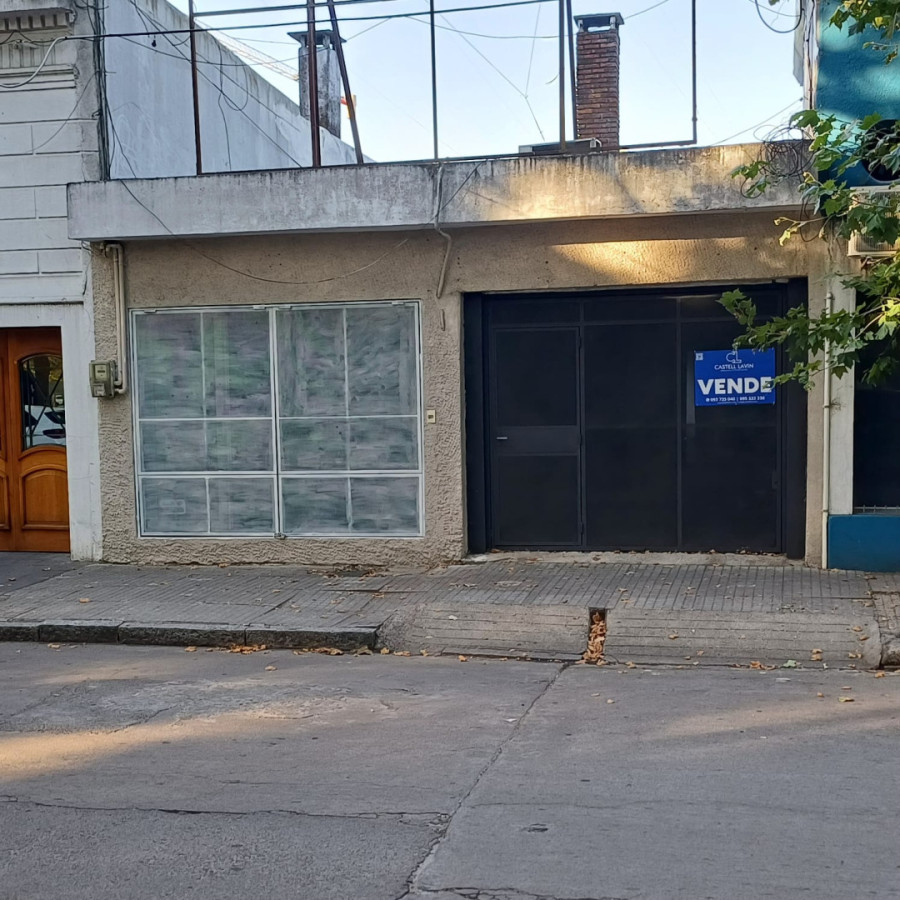 Venta Casa 3 Dormitorios en el corazón de durazno frente a la Plaza Independencia Durazno 