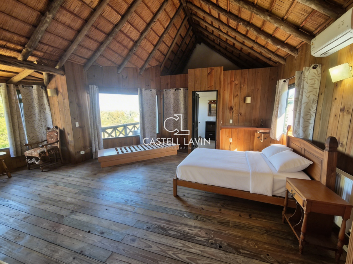 Chacra ID.795 - Venta Chacra 5 Dormitorios La Pataia Punta Ballena