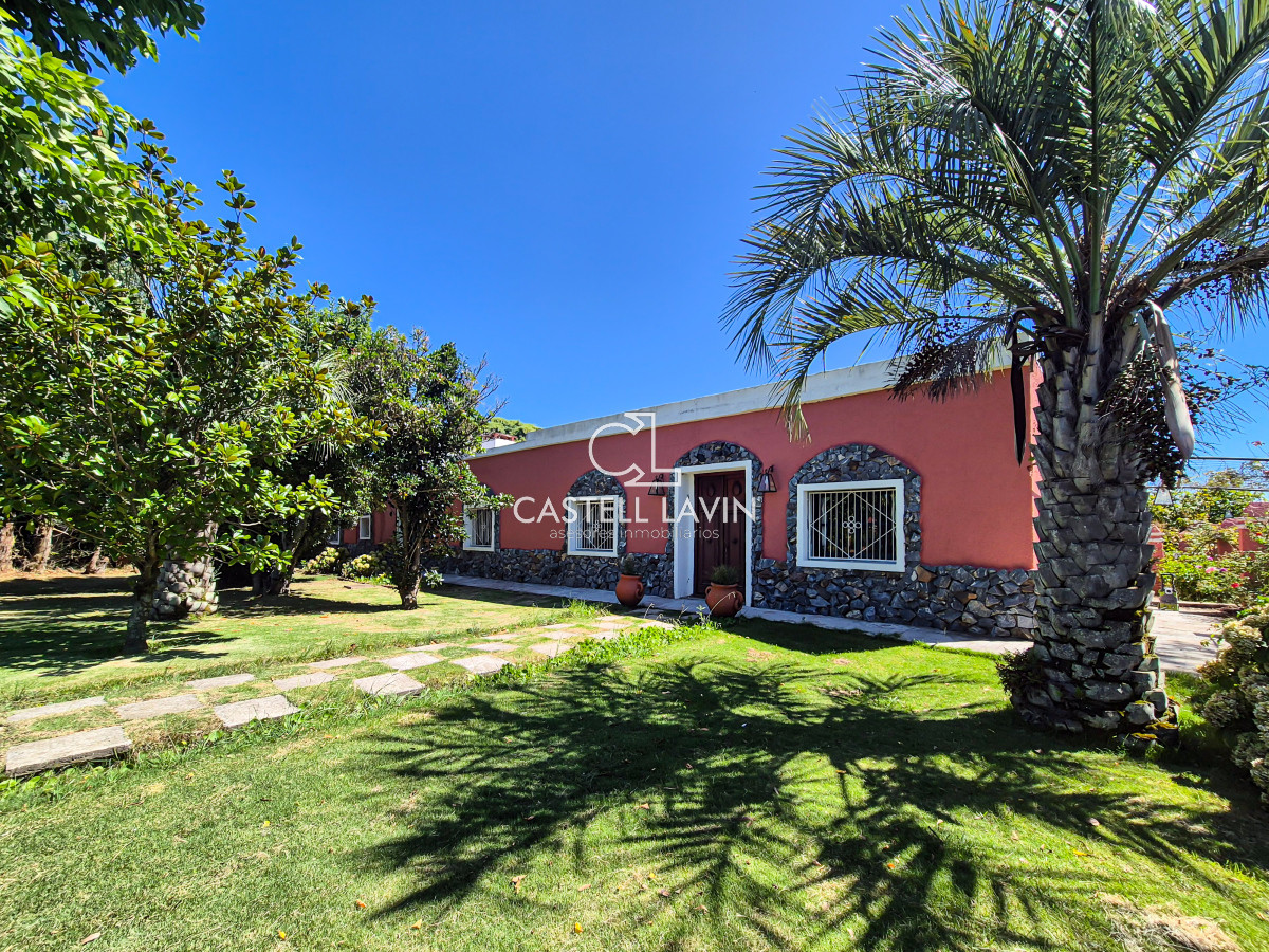 Chacra ID.339 - Venta Chacra 4 Dormitorios con Piscina Paso Cantera San Carlos