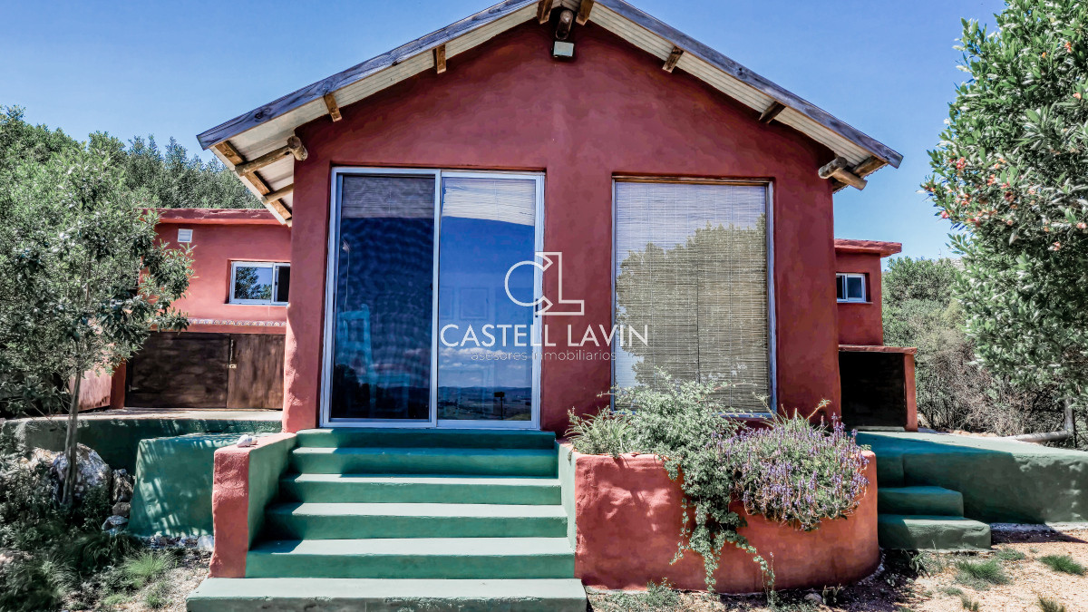 Chacra ID.9 - Venta Chacra con Piscina Climatizada 3 Dormitorios Las Cañas Maldonado 