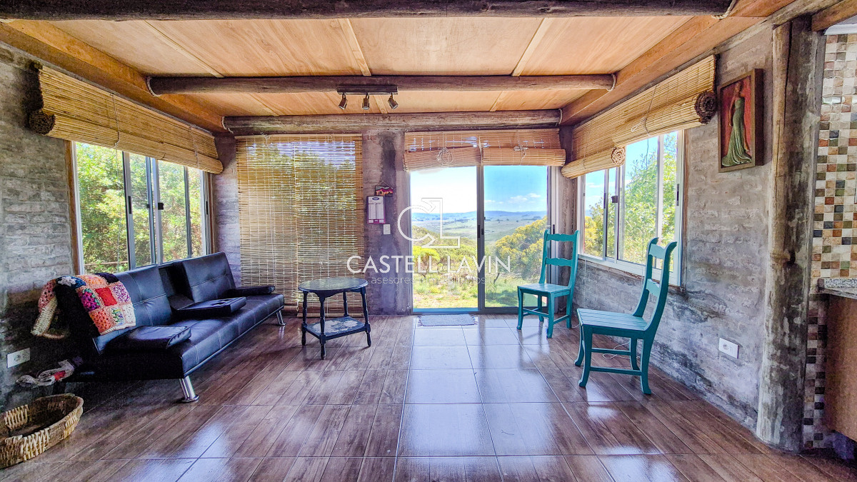 Chacra ID.9 - Venta Chacra con Piscina Climatizada 3 Dormitorios Las Cañas Maldonado 