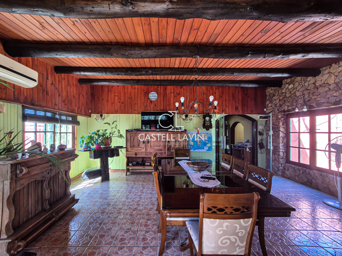 Chacra ID.339 - Venta Chacra 4 Dormitorios con Piscina Paso Cantera San Carlos