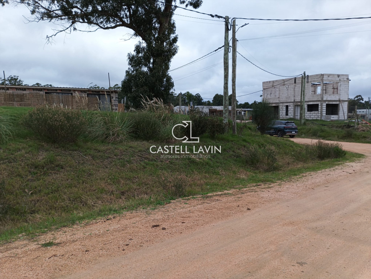 Terreno ID.1156 - Venta Terreno de 300 metros en el nuevo Barrio 4H Maldonado