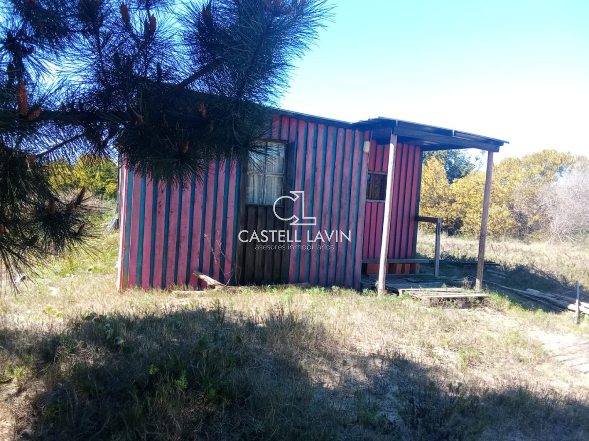 Terreno ID.946 - Terreno en Punta del diablo con cabaña
