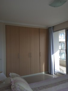 Apartamento ID.2426 - Apartamento en venta de 2 dormitorios, en zona céntrica con variedad de servicios. Punta del Este. 