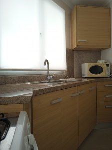 Apartamento ID.2426 - Apartamento en venta de 2 dormitorios, en zona céntrica con variedad de servicios. Punta del Este. 