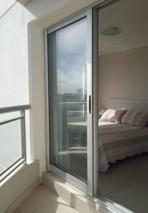 Apartamento ID.2426 - Apartamento en venta de 2 dormitorios, en zona céntrica con variedad de servicios. Punta del Este. 