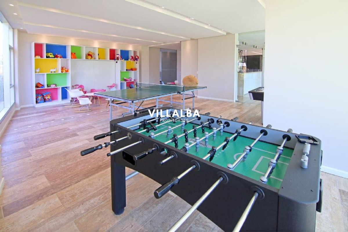 Apartamento ID.3075 - Penthouse en venta sobre Roosevelt. Con vistas inigualables de la ciudad y la playa.