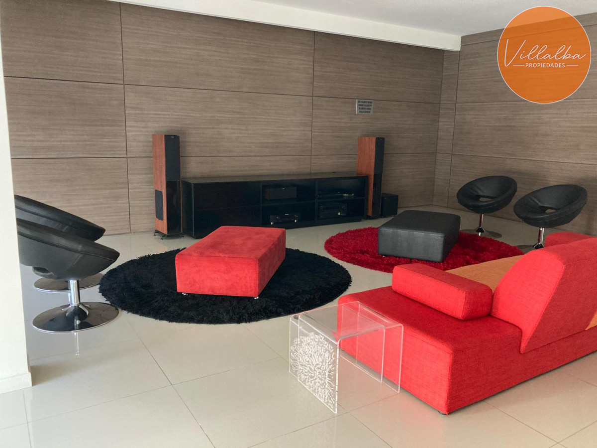 Apartamento ID.3047 - Apartamento tipo casa. Amplia terraza que recorre todos los ambientes. 3 dormitorios y 3 baños. Ubicado en Aidy Grill. PUNTA DEL ESTE.