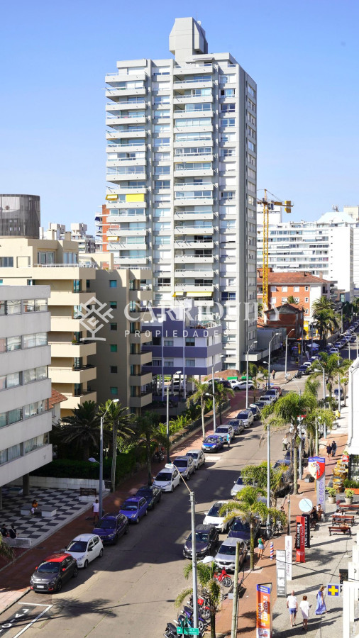 Apartamento ID.5352 - Apartamento en venta en la Peninsula, Punta del Este, 3 dormitorios. Financiación directa o Permuta!!!