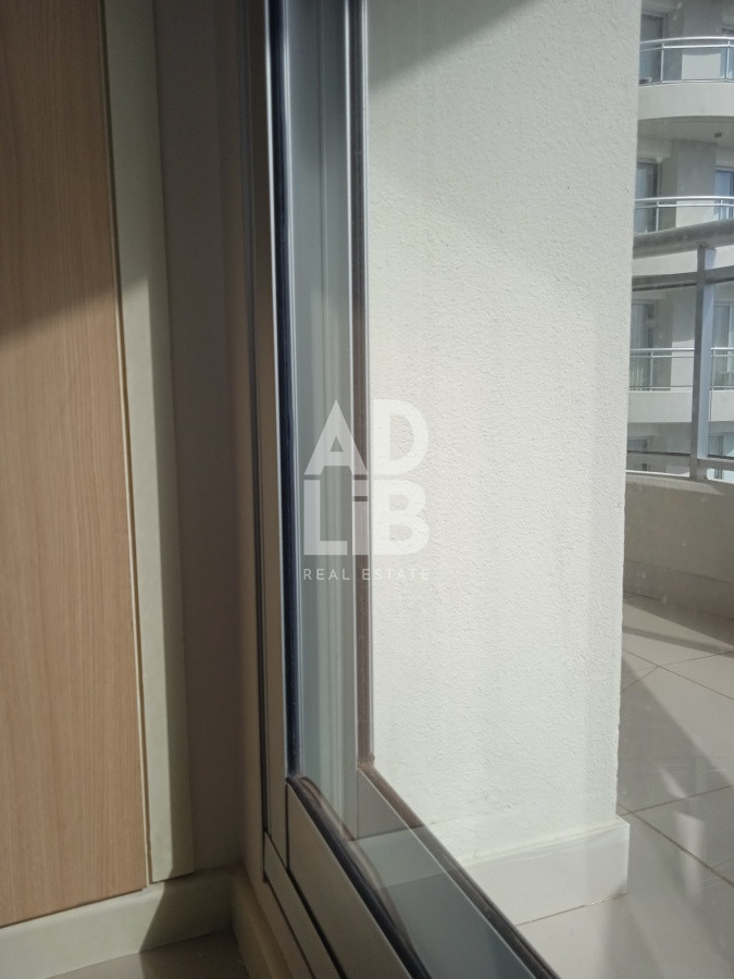 Apartamento ID.191 - Apartamento en venta de 2 dormitorios, en zona céntrica con variedad de servicios. Punta del Este. 