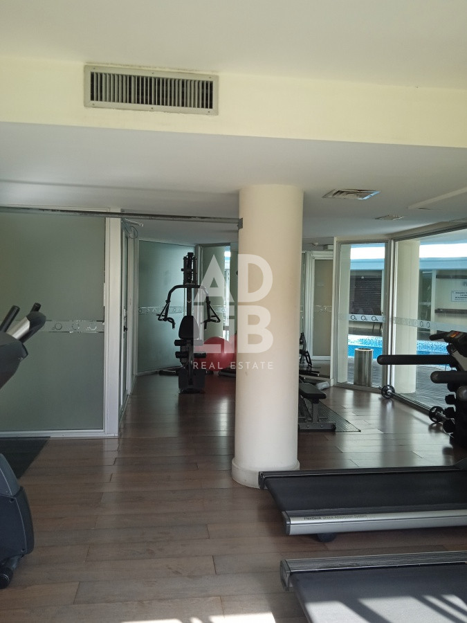 Apartamento ID.191 - Apartamento en venta de 2 dormitorios, en zona céntrica con variedad de servicios. Punta del Este. 