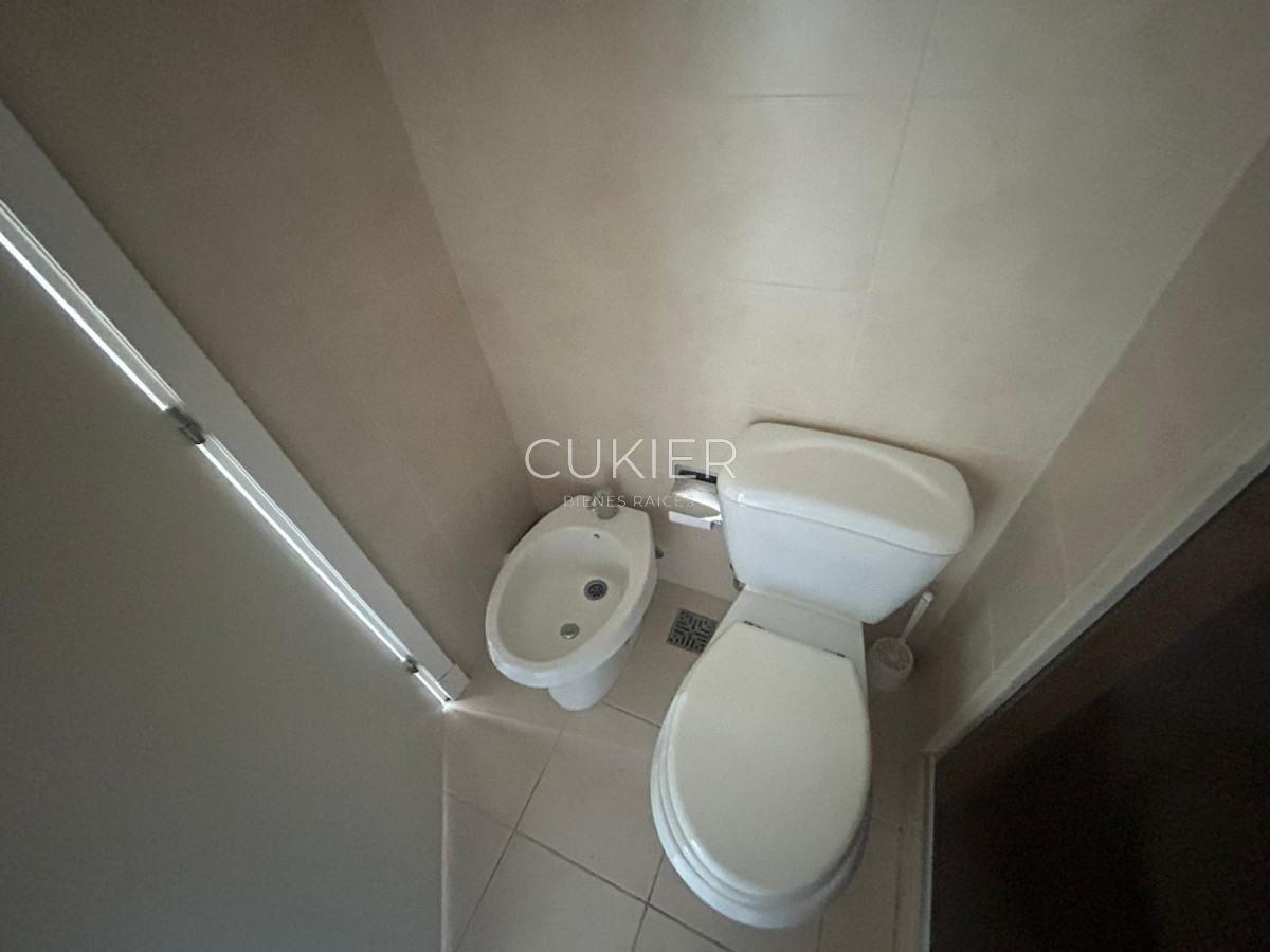 Apartamento ID.4300 - Apartamento en venta 2 dormitorios en Punta del Este 