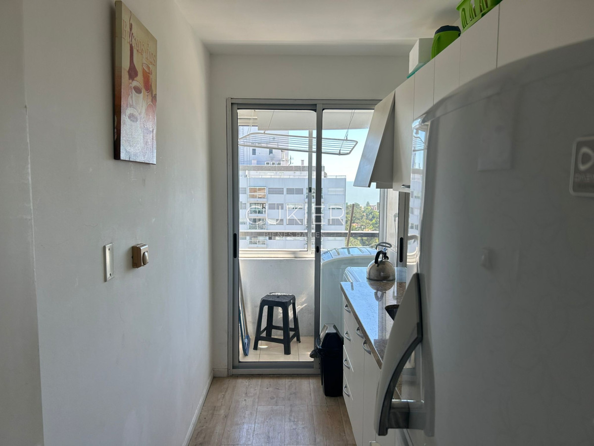 Apartamento ID.4300 - Apartamento en venta 2 dormitorios en Punta del Este 