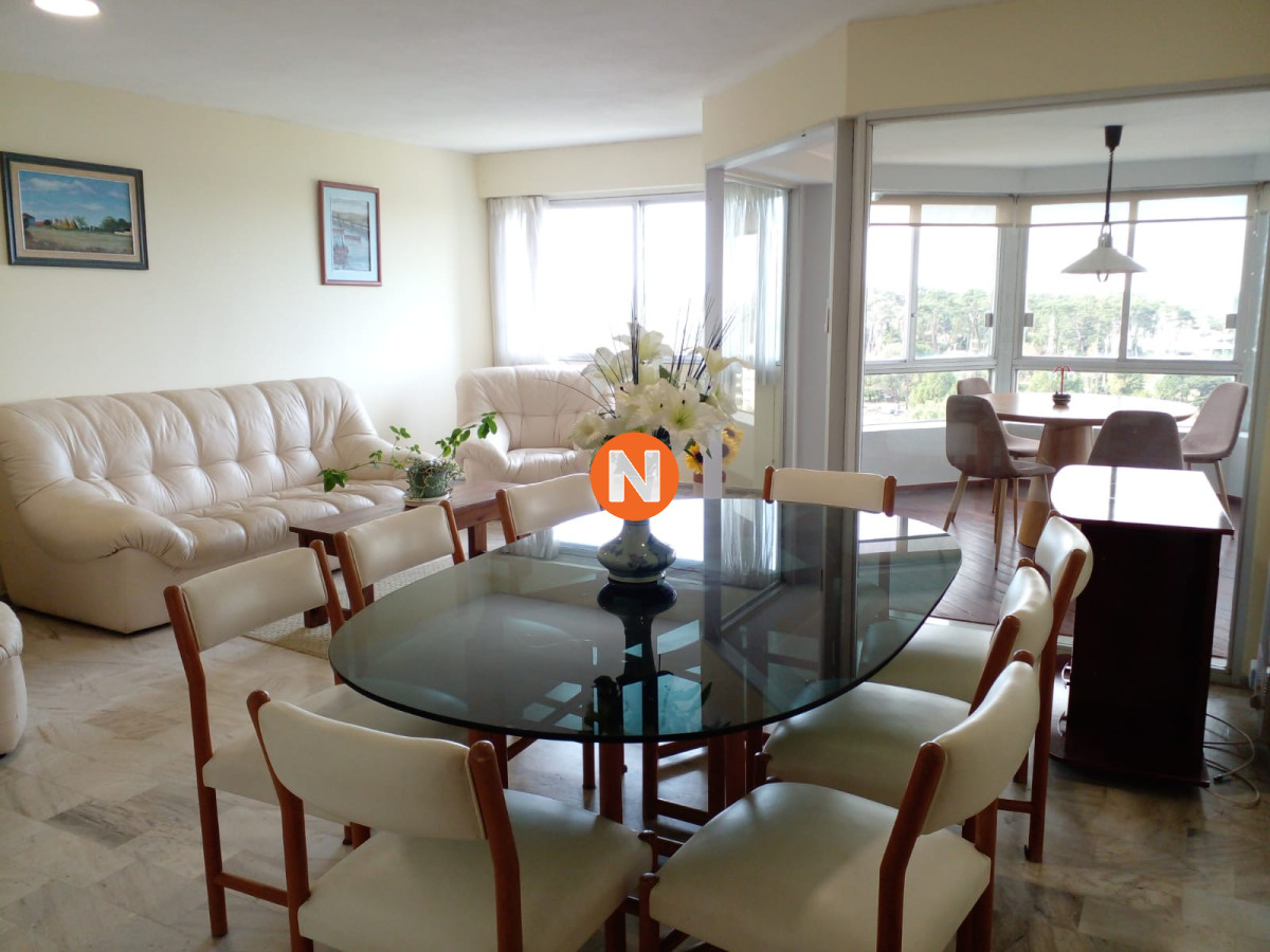 Apartamento Ref.222872 - Apartamento de 3 dormitorios en venta. Oportunidad.