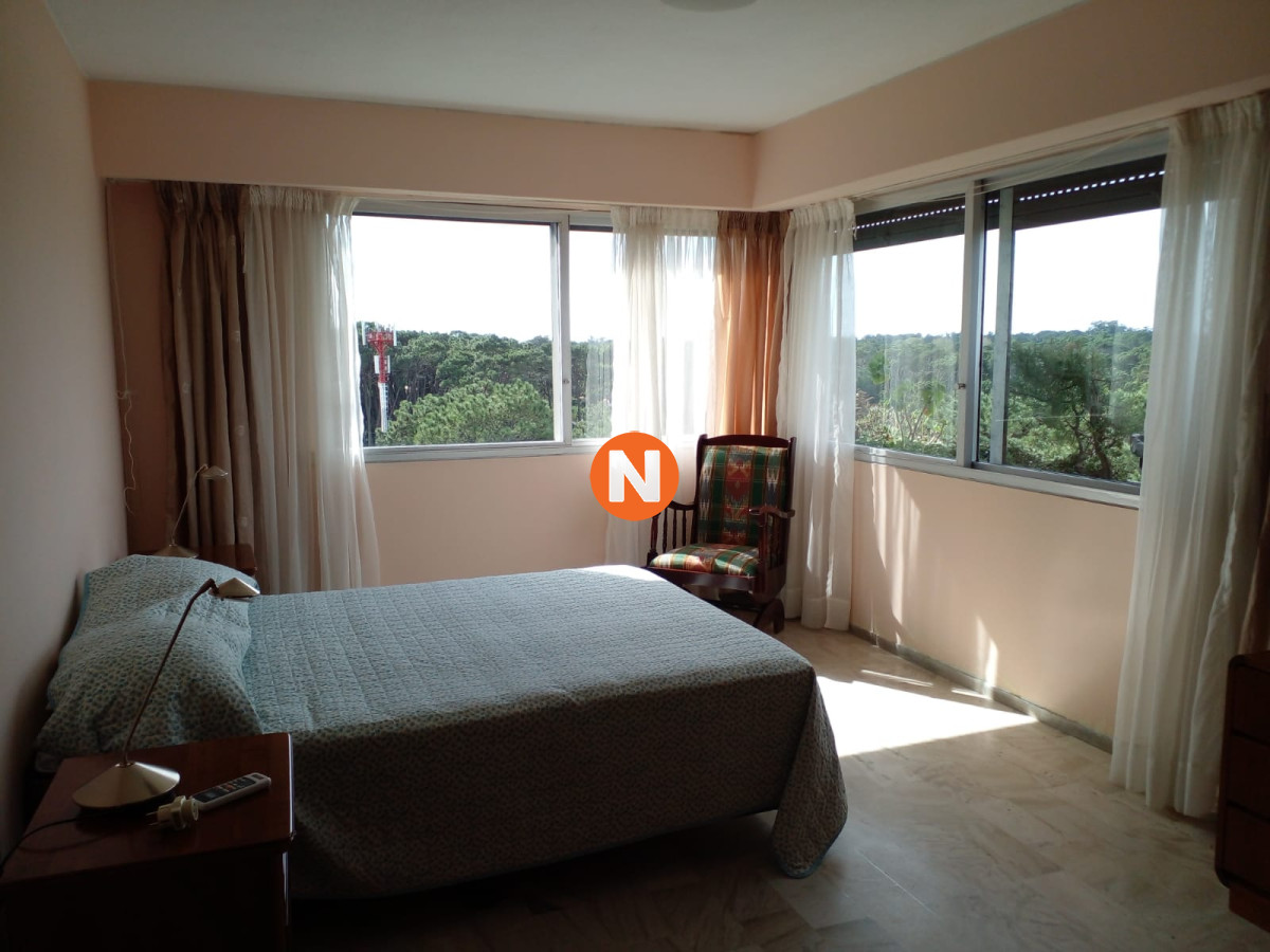 Apartamento Ref.222872 - Apartamento de 3 dormitorios en venta. Oportunidad.
