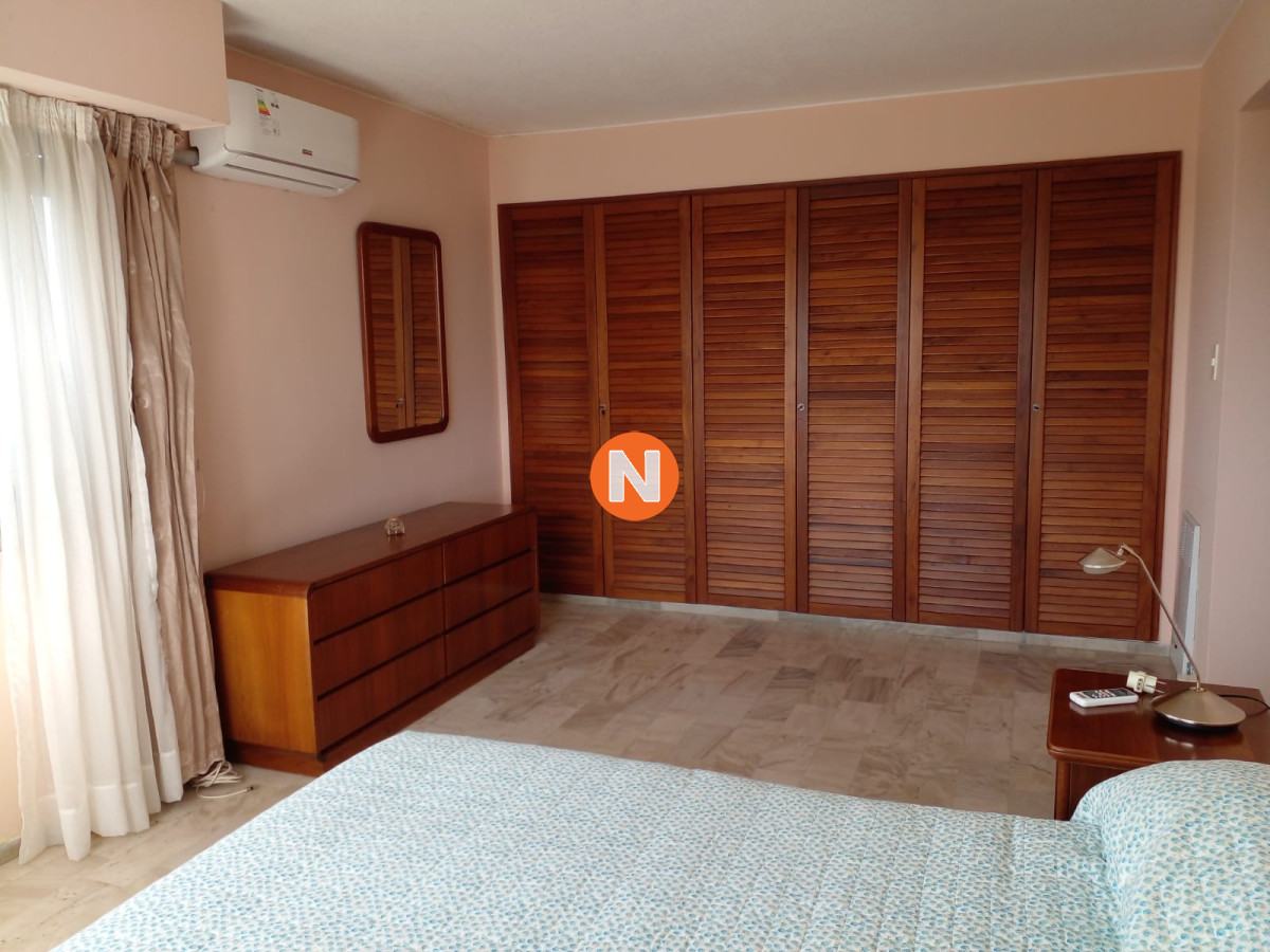 Apartamento Ref.222872 - Apartamento de 3 dormitorios en venta. Oportunidad.