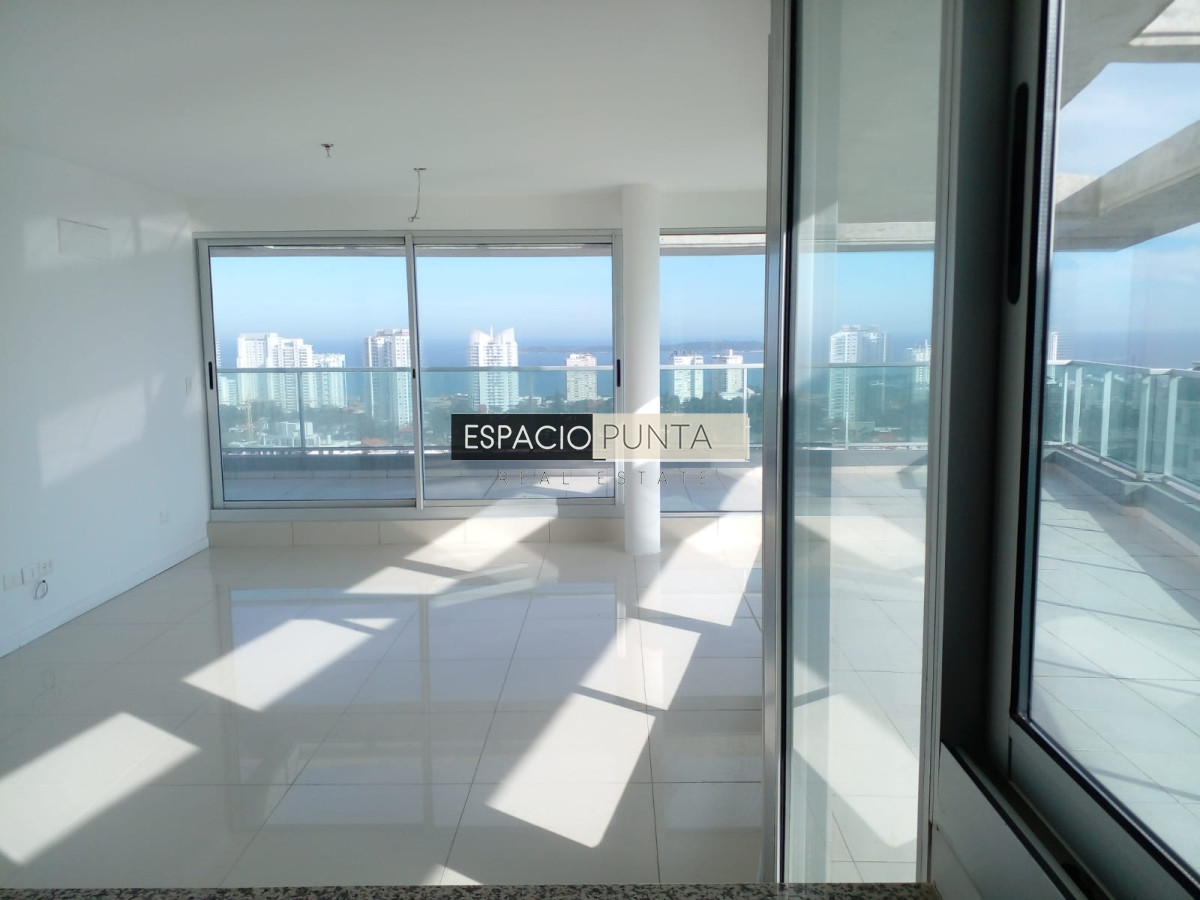 Apartamento ID.264 - Penthouse en venta sobre Roosevelt. Con vistas inigualables de la ciudad y la playa.
