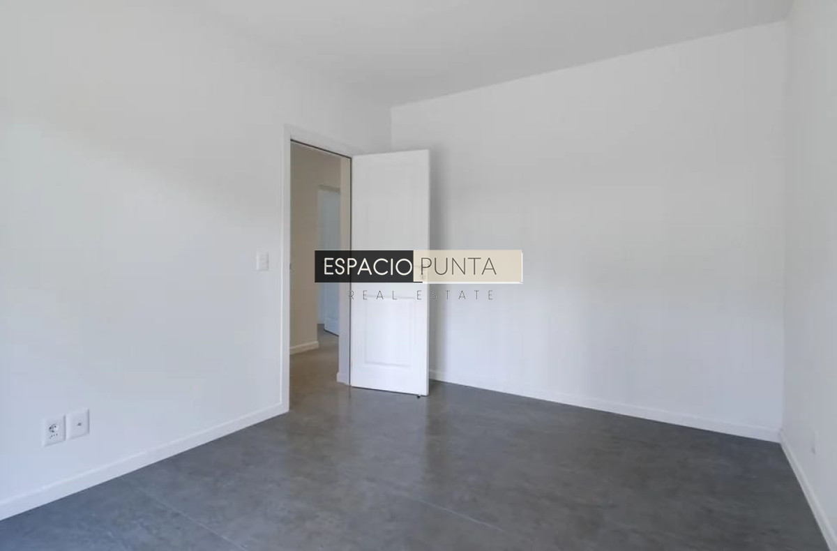 Casa ID.186 - Casa a estrenar por Laguna del Sauce. Sistema tradicional con bloque celular (térmico). 3 dormitorios,  2 baños.