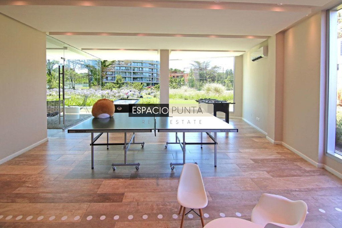 Apartamento ID.264 - Penthouse en venta sobre Roosevelt. Con vistas inigualables de la ciudad y la playa.