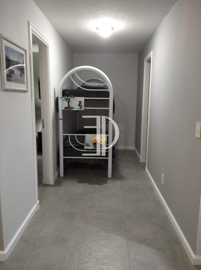 Apartamento ID.561 - Apartamento en venta de 2 dormitorios en Playa Mansa, Punta del Este