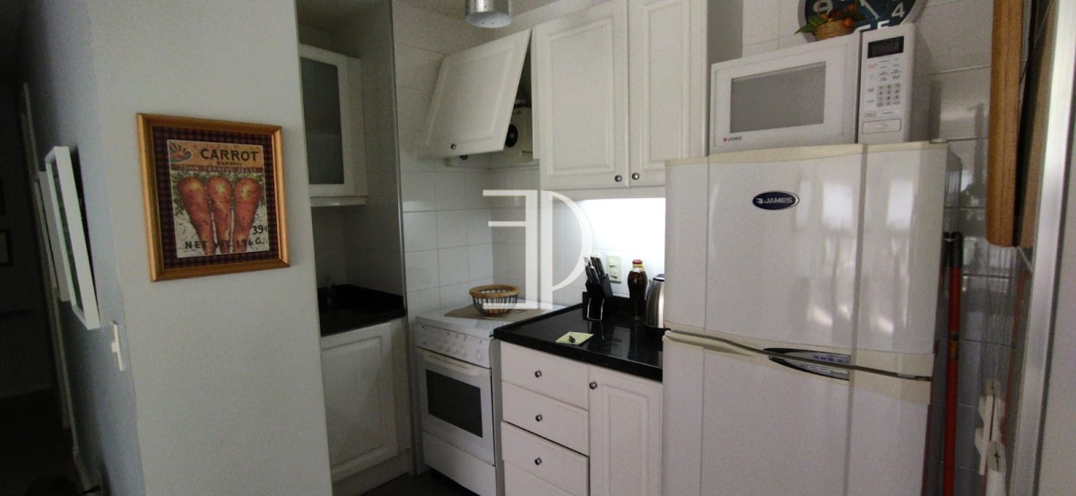 Apartamento ID.561 - Apartamento en venta de 2 dormitorios en Playa Mansa, Punta del Este