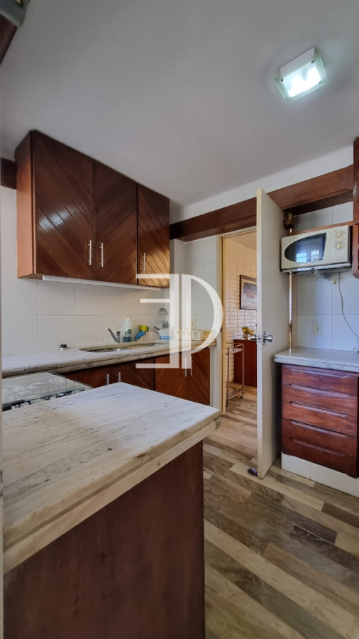 Apartamento ID.517 - Apartamento en venta de 4 dormitorios en Playa Mansa Punta del Este