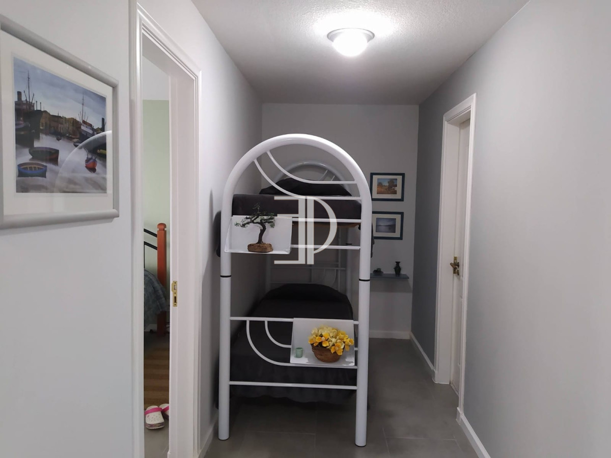 Apartamento ID.561 - Apartamento en venta de 2 dormitorios en Playa Mansa, Punta del Este