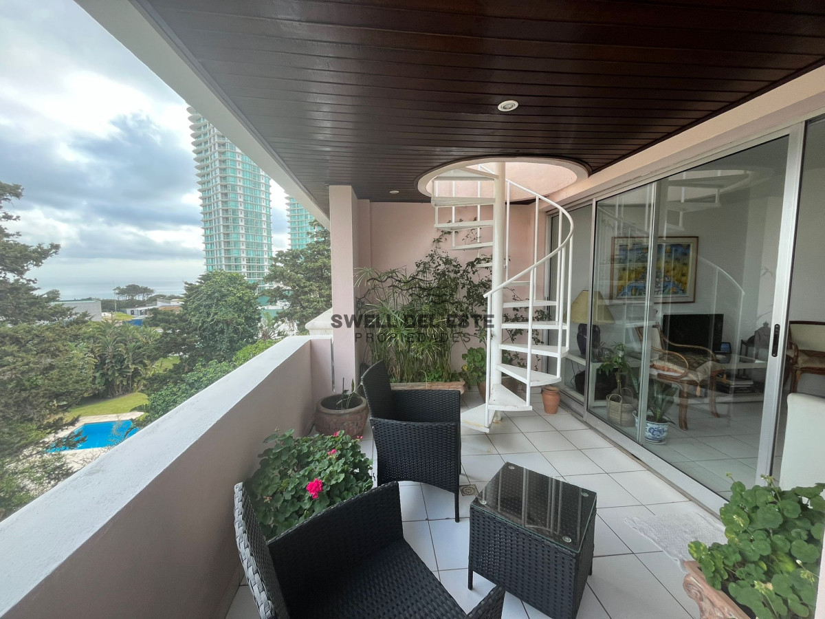 Apartamento ID.233 - Penthouse en venta, Mansa Punta del Este