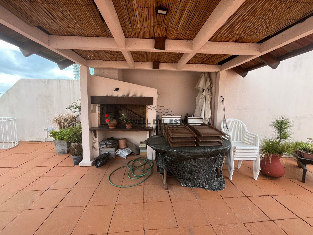 Apartamento ID.233 - Penthouse en venta, Mansa Punta del Este